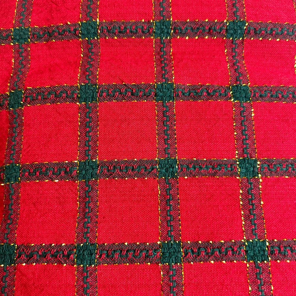 Vintage Tablecloth Rectangle 74 X 56” Christmas Plaid Red Green Metallic Gold